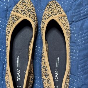 Tom’s leopard print ballet style